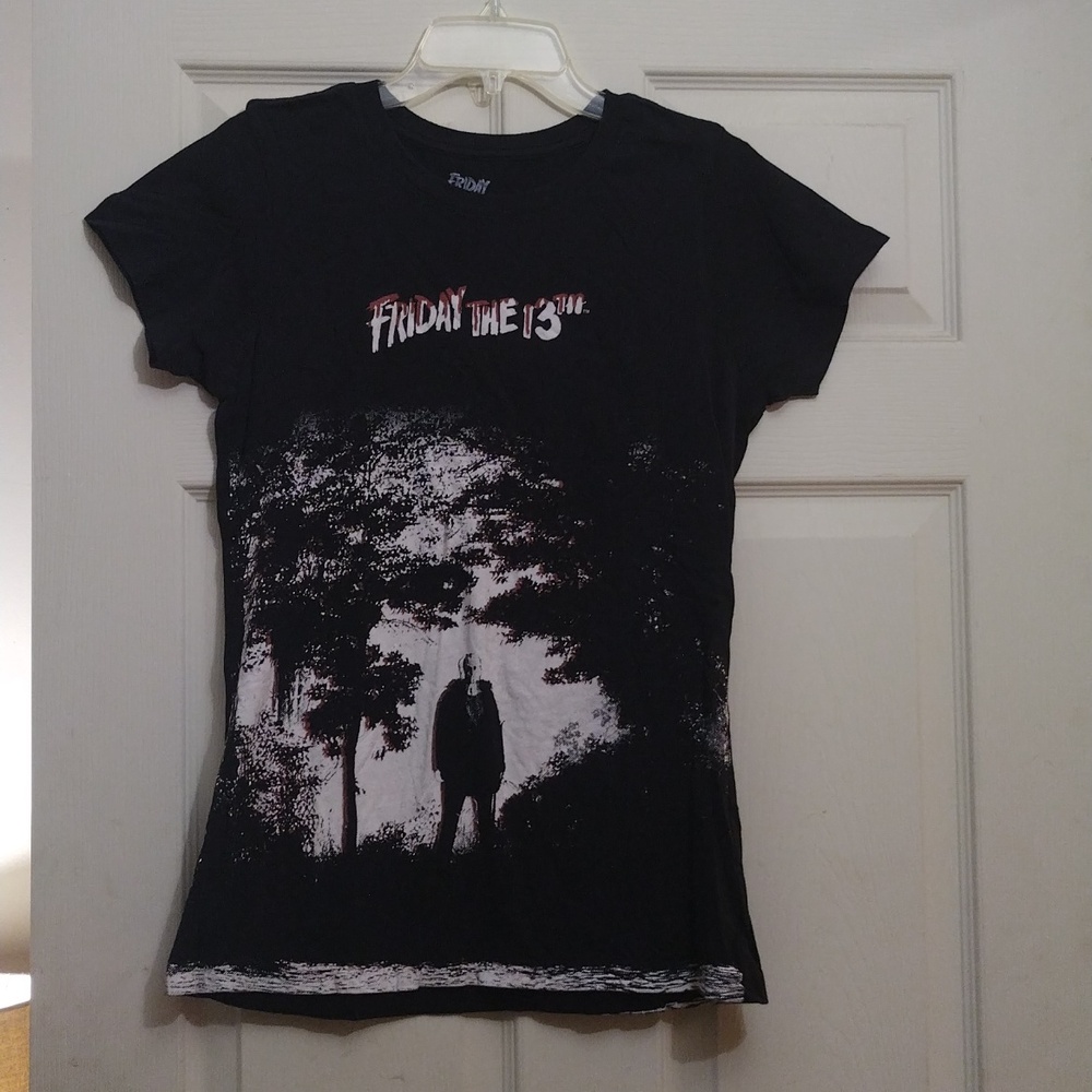 Friday the 13th tee juniors size large